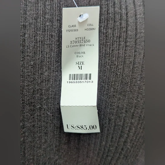 NWT White House Black Market Long Sleeve Cashmere Blend V-Neck Top Sz M - Picture 6 of 10